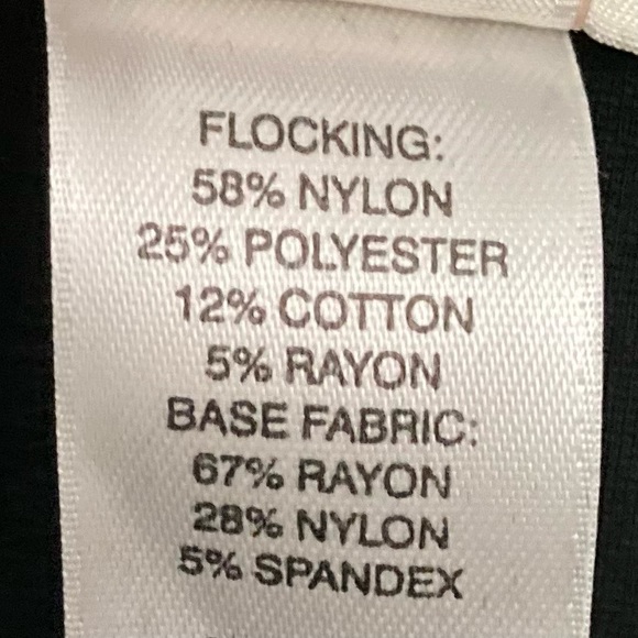 Chico’s Juliet Flocked Ankle Pants Women’s Size 12 Velvet Equestrian Pull On - Picture 8 of 10